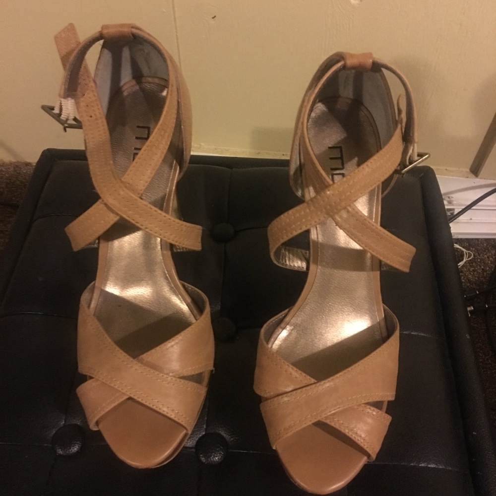 Summer must have heels